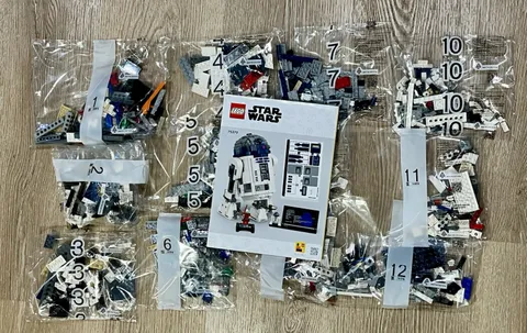 LEGO Star Wars: R2-D2 (75379) New Sealed Bags No Darth Malak Figure Only