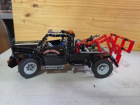 LEGO 9395 Technic Pick-up Tow Truck (Discontinued Product) Assembled 