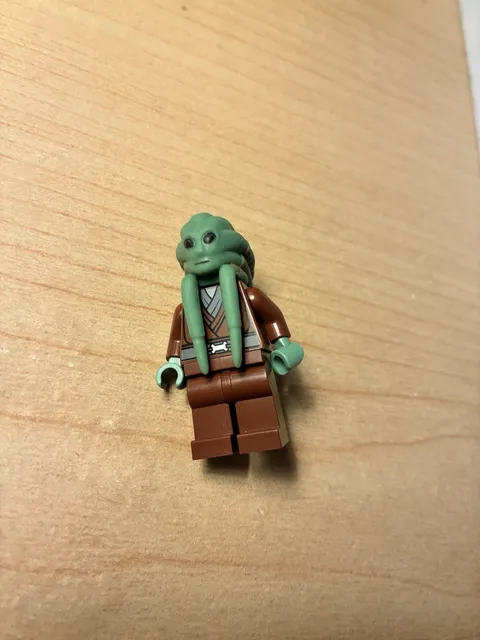 LEGO Star Wars Minifigure SW0163: Kit Fisto From 7661 Jedi Starfighter (2007)