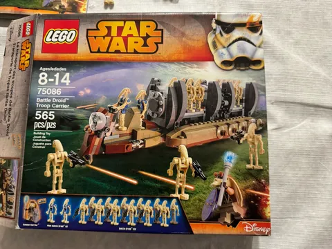 LEGO Star Wars: Battle Droid Troop Carrier (75086)As is.  Incomplete see photos 