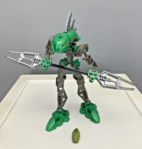 Lego Bionicle Rahkshi Lerahk (8589) Complete Figure - No Manual Or Canister