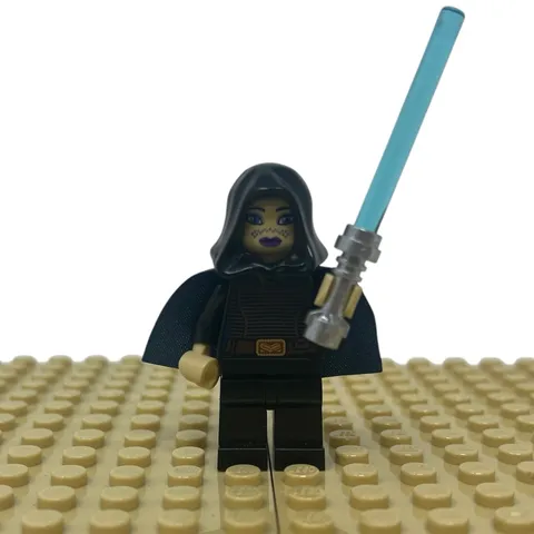LEGO STAR WARS Barriss Offee Black Cape Minifigure 8091 sw0269 Blue Light Saber