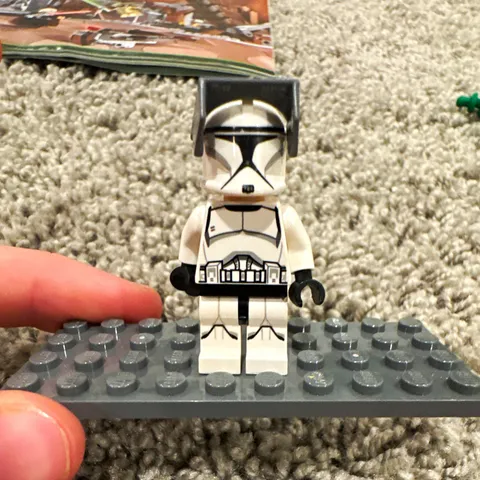 LEGO Star Wars Clone Trooper Minifigure White Armor with Helmet