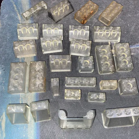 Vintage LEGO Clear Bricks Lot 1950s–1980s Transparent 1x1 1x2 2x2 2x4 Slopes +++