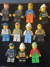 LEGO City Minifigures Lot of 11 Firefighters Construction Workers A29-30