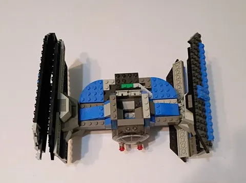 LEGO Star Wars 7150  TIE Fighter Incomplete and/or Replacement Parts