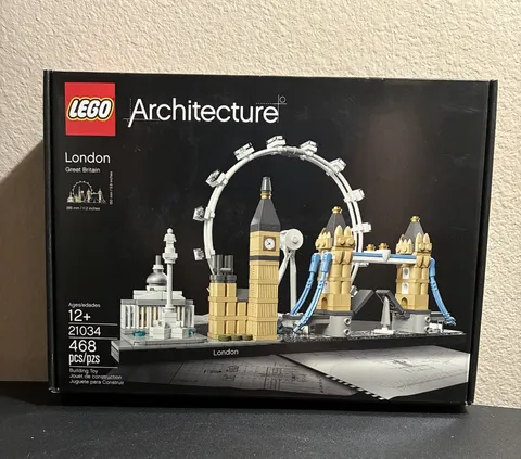 LEGO Architecture; London; 21034; 468 Pieces; Unopened; Retired