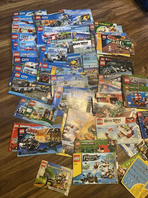 Lego Assorted Instructions Book Lot Of 75 Lego City Creator Minecraft Manuel
