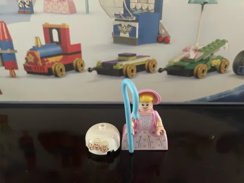 LEGO Disney Toy Story Bo Peep Bright Pink Dress Minifigure 43264 And Sheep