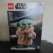 LEGO Star Wars: The Child (75318) w Advent Mandolorian w Grogu Minifigure 
