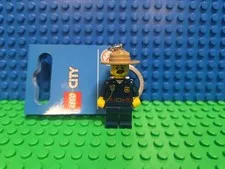 LEGO Mountain Police Key Chain Minifigure 853816 City Cop CMF Lot Rare Retired