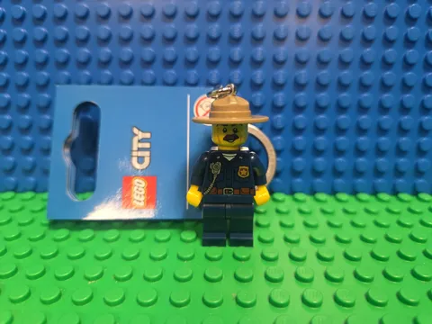 LEGO Mountain Police Key Chain Minifigure 853816 City Cop CMF Lot Rare Retired
