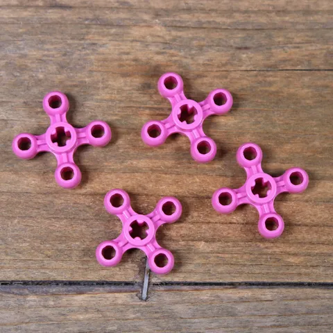 LEGO Dark Pink Technic Gear 32072 49135 Knob Cog Wheel with Axle Hole Qty 4