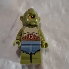 LEGO Minifigures Green Cyclops Monster Minifigure 1 Eye Tusks Grey Horn