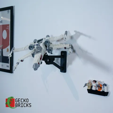 3D Printed Wall Mount for LEGO® Luke Skywalker's X-Wing Fighter (Set 75301)