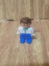 Lego Duplo Figure Man dk brown hair green/white/blue vintage