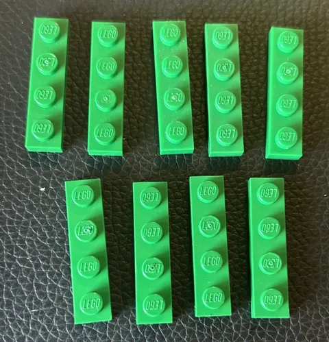 LEGO Lot 9 Pieces 1x4 Plate Part 3710 Solid Studs Green