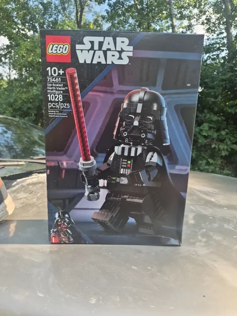 LEGO Star Wars: Darth Vader 75461 Brand New In Box And Sealed!!