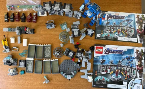 Lego Marvel Iron Man Avengers Hall Of Armor 76125 Incomplete Set Super Hero
