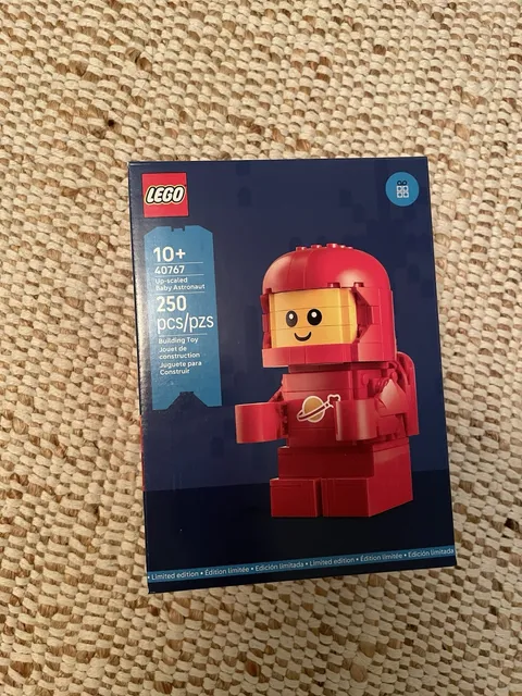 LEGO 40767 Up-Scaled Baby Astronaut - New & Sealed GWP