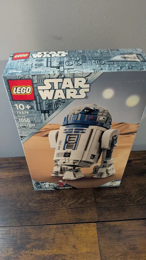 LEGO Star Wars R2-D2 Set 75379, 1050pcs, 10+, Exclusive Minifigure, Box