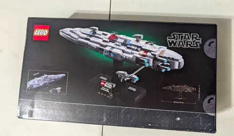 LEGO Star Wars Home One Starcruiser 75405 559 pcs Display Stand Age 18+