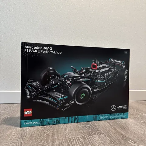LEGO TECHNIC: Mercedes-AMG F1 W14 E Performance (42171)Brand New