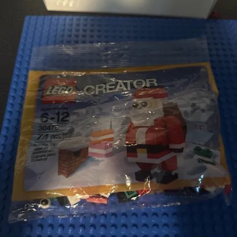 NEW LEGO Christmas SANTA CLAUS Jolly Santa RETIRED 30478 Stocking Stuffer