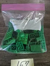 LEGO? GREEN COLOR 150+ PIECE LOT VARIOUS SIZES & SHAPES PREOWNED PLEASE READ!