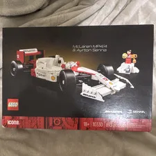LEGO Icons 10330 McLaren MP4/4 & Ayrton Senna 693 pcs 18+ Display Plate