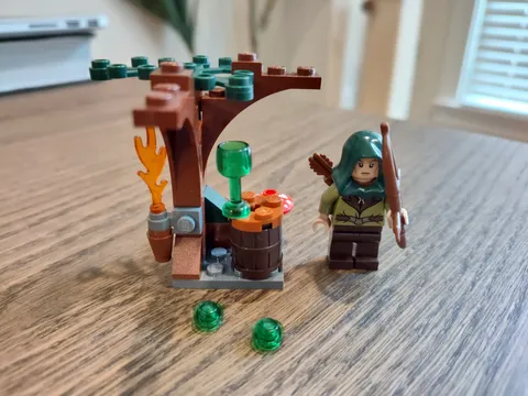 Lego 30212 The Hobbit Mirkwood Elf Guard Minifig Included