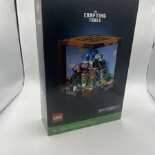 LEGO 21265 Minecraft The Crafting Table Collectible Building Set 1195 pcs New!