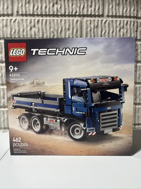 LEGO Set 42203 Technic Tipping Dump Truck SEALED
