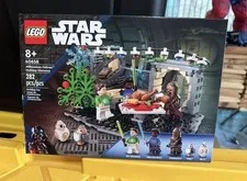 New/Sealed Lego 40658 Star Wars Millennium Falcon Holiday Diorama