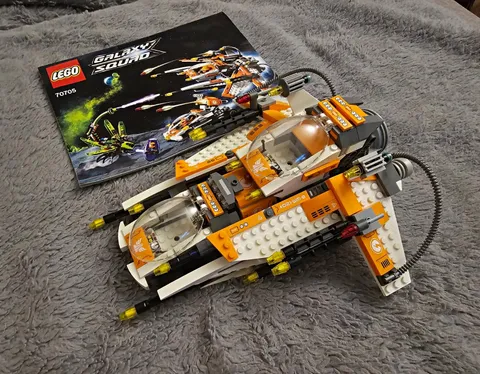 LEGO Galaxy Squad 70705 Space Set w/ Instructions & Minifigures