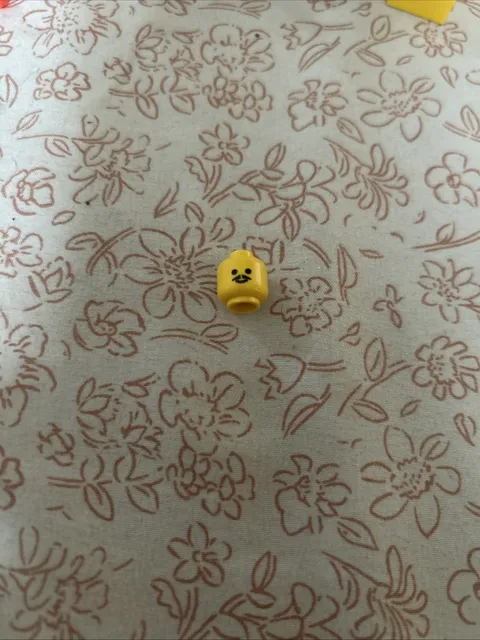 LEGO Minifigure Head Classic Smile Mustache Face Yellow Male Head Vintage