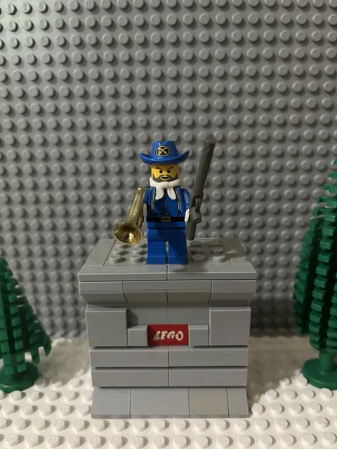 Lego Cavalry Colonel Minifigure set 6716 - ww004 Western Cowboy w/ ww001 Hat