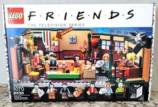 LEGO Ideas Friends Central Perk NIB Sealed 1070 Pieces Retired Set 21319