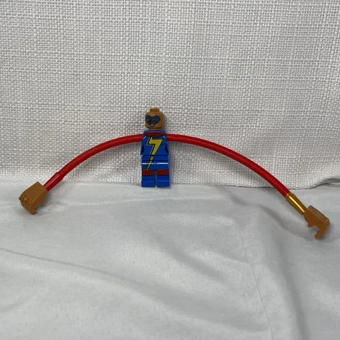 LEGO Marvel Super Heroes Ms. Marvel Kamala Khan Minifigure Long Arms sh375
