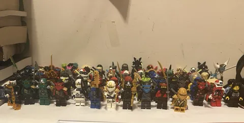 Lego ninjago mystery minifigure pick at random Lloyd Kai Jay Zane Cole and more