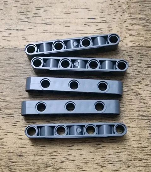 LEGO Dark Bluish Gray, Liftarm, Perpendicular Holes Thick 1 x 7. QTY 5. 2391