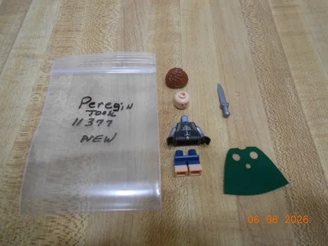 Lego LOTR Peregrin Took Minifigure (11377) Authentic Lego New Never Assem