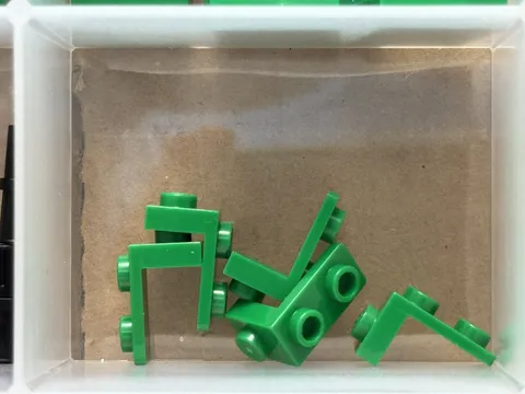 LEGO Parts - Green Bracket 1 x 1 - 1 x 2 - No 79389 - QTY 5