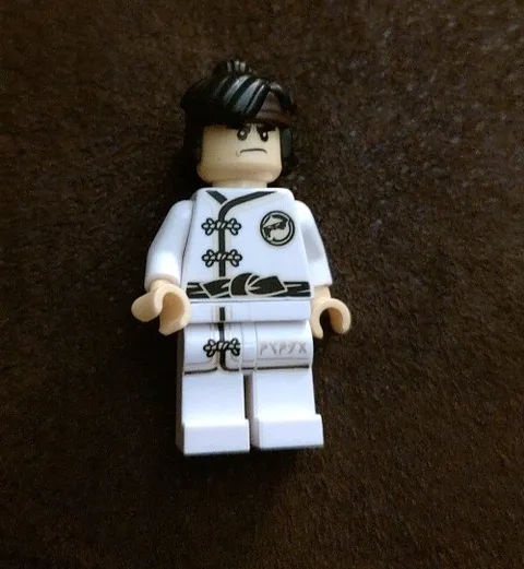 LEGO - Ninjago - Cole - White Wu-Cru Training Gi - Mini Fig / Mini Figure 