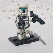 Custom Lego Star Wars Clone Wars Trooper Commando Minifigure With Black Stand