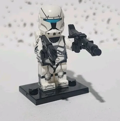 Custom Lego Star Wars Clone Wars Trooper Commando Minifigure With Black Stand