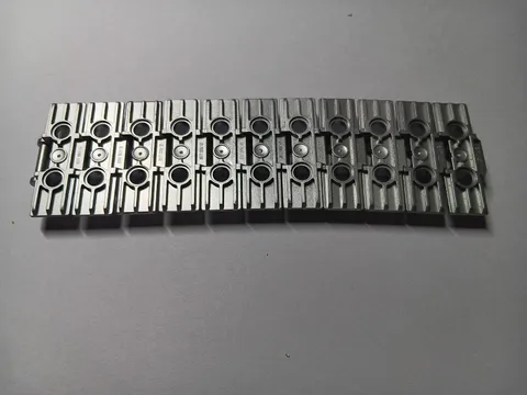LEGO BULK LOT 11 METALLIC SILVER TECHNIC LINK TREAD WIDE 2 PIN HOLES 57518