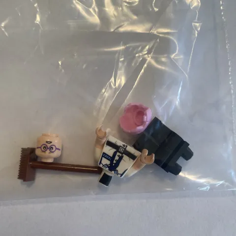 LEGO One Piece Koby Cadet Brand New Minifigure 75646 Battleship