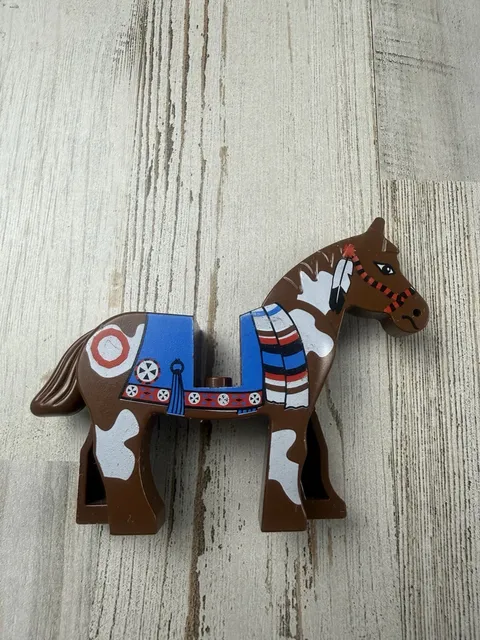 LEGO Horse w/ Blue Blanket Right Side Red Circle Pattern 6766