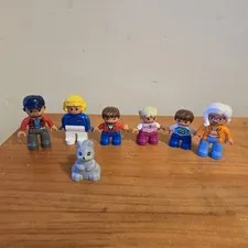 Lego Duplo Adult Boys Girls Squirrel Lot Of 7 Figures Assorted
